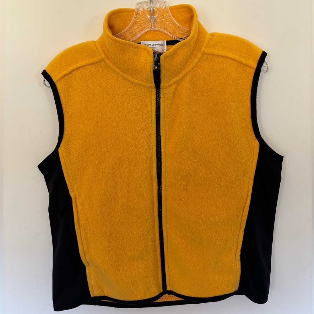Women’s Jones New York Sport Fleece Vest